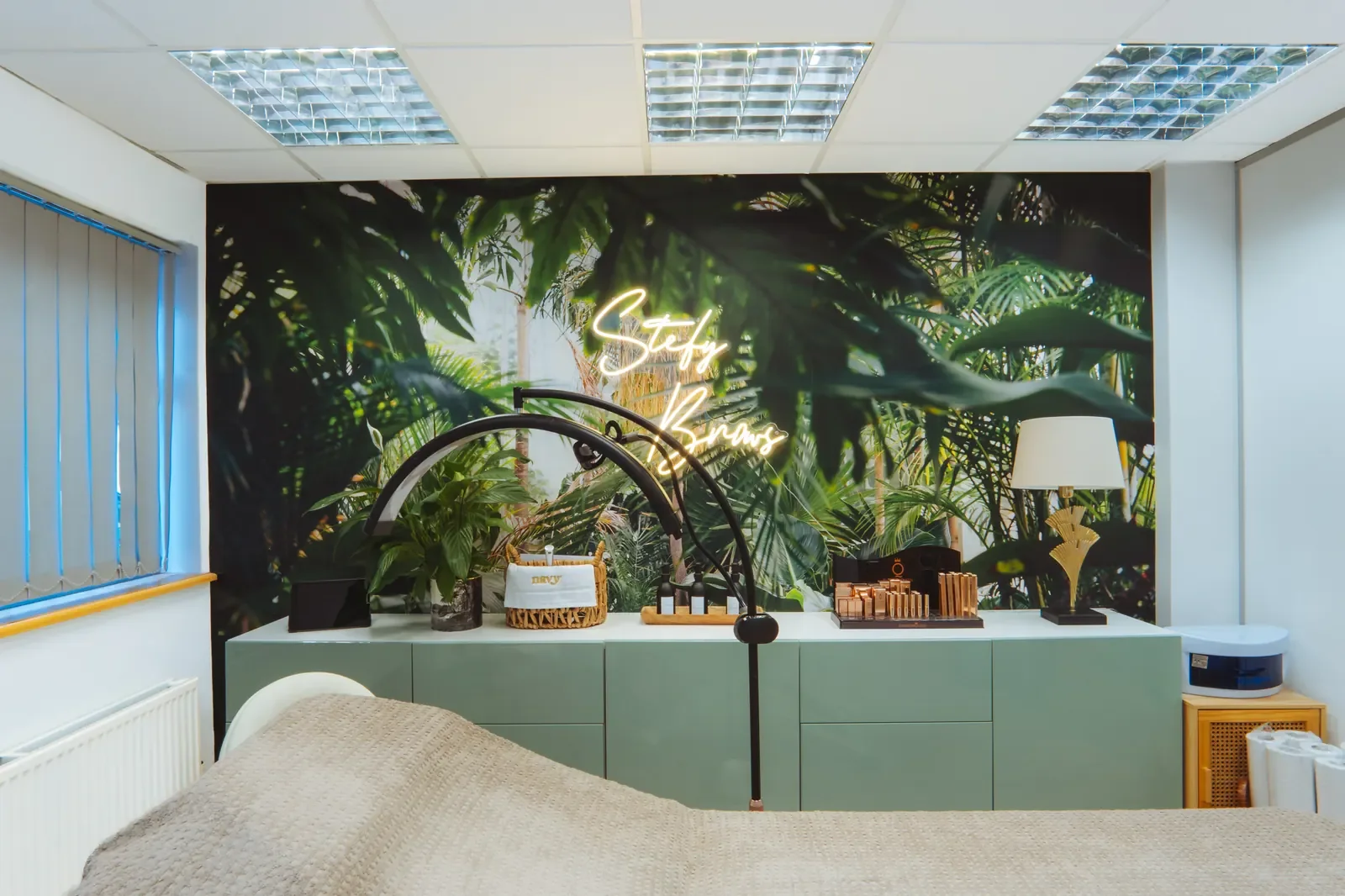The interior of The AL5 Aesthetics clinic